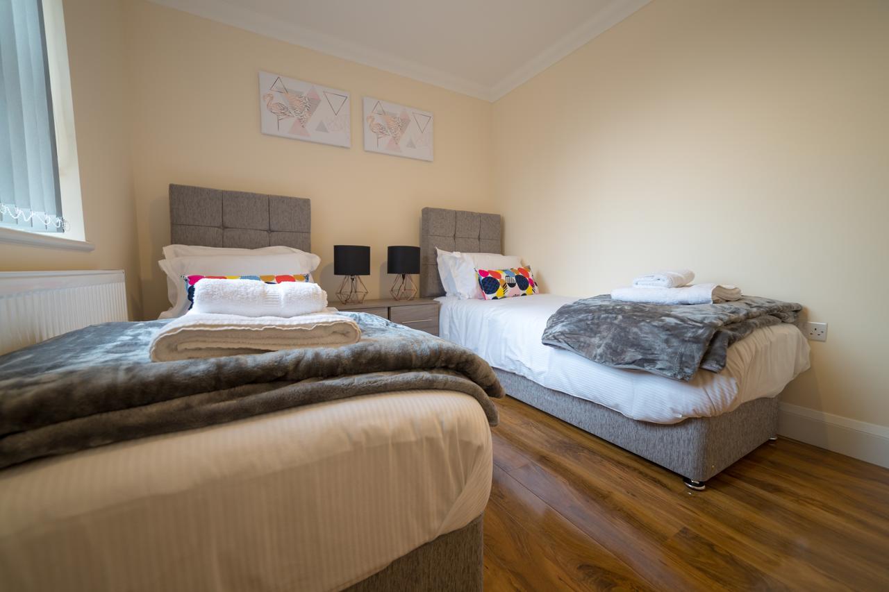 London Heathrow Serviced Apartments Ashford  Ngoại thất bức ảnh
